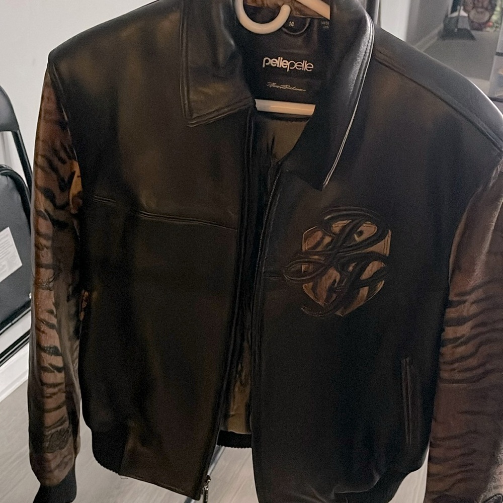 Women’s pelle pelle coat